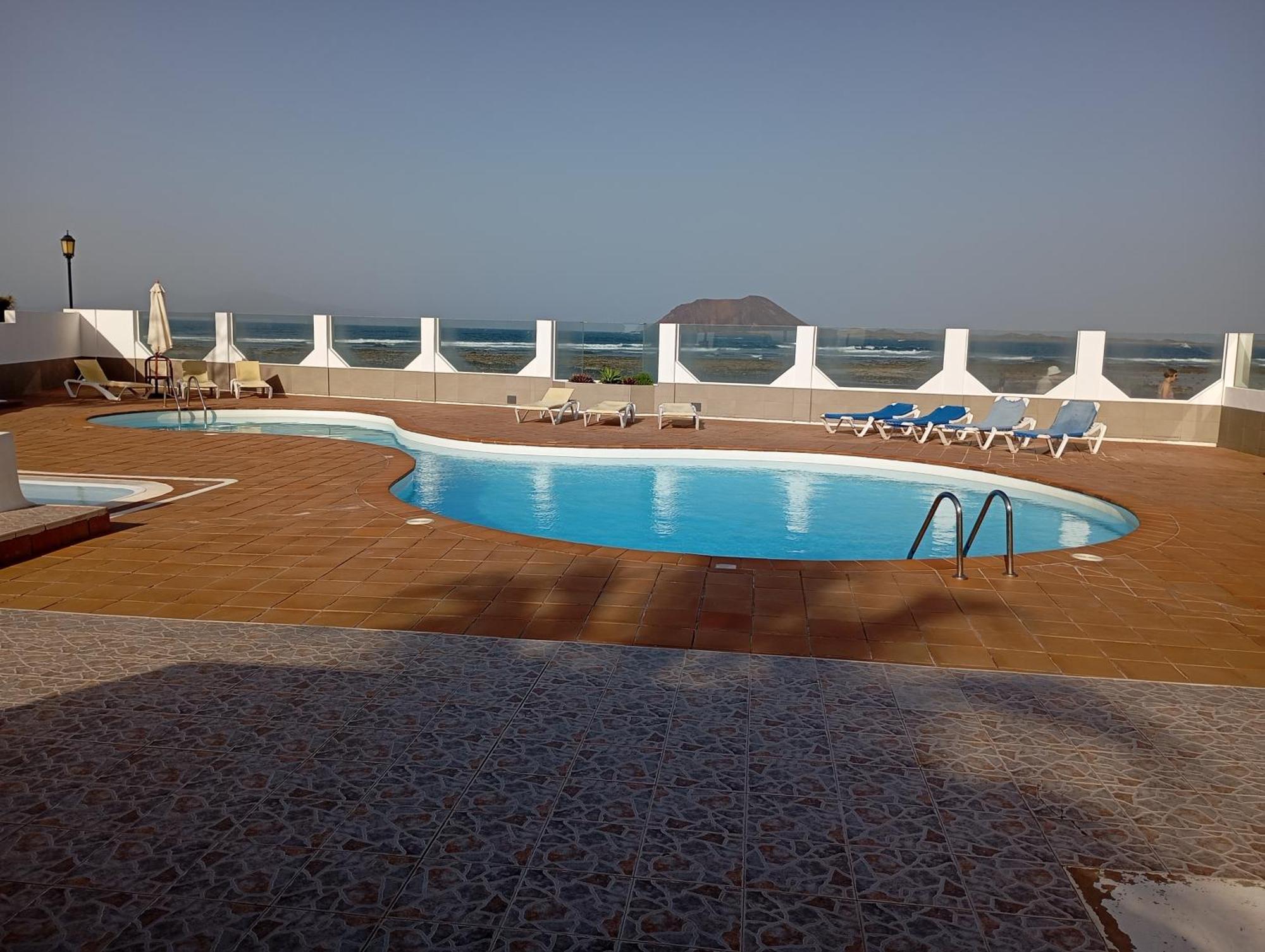 Casa Dalia, Frontbeach, Piscina, Holiday home *
