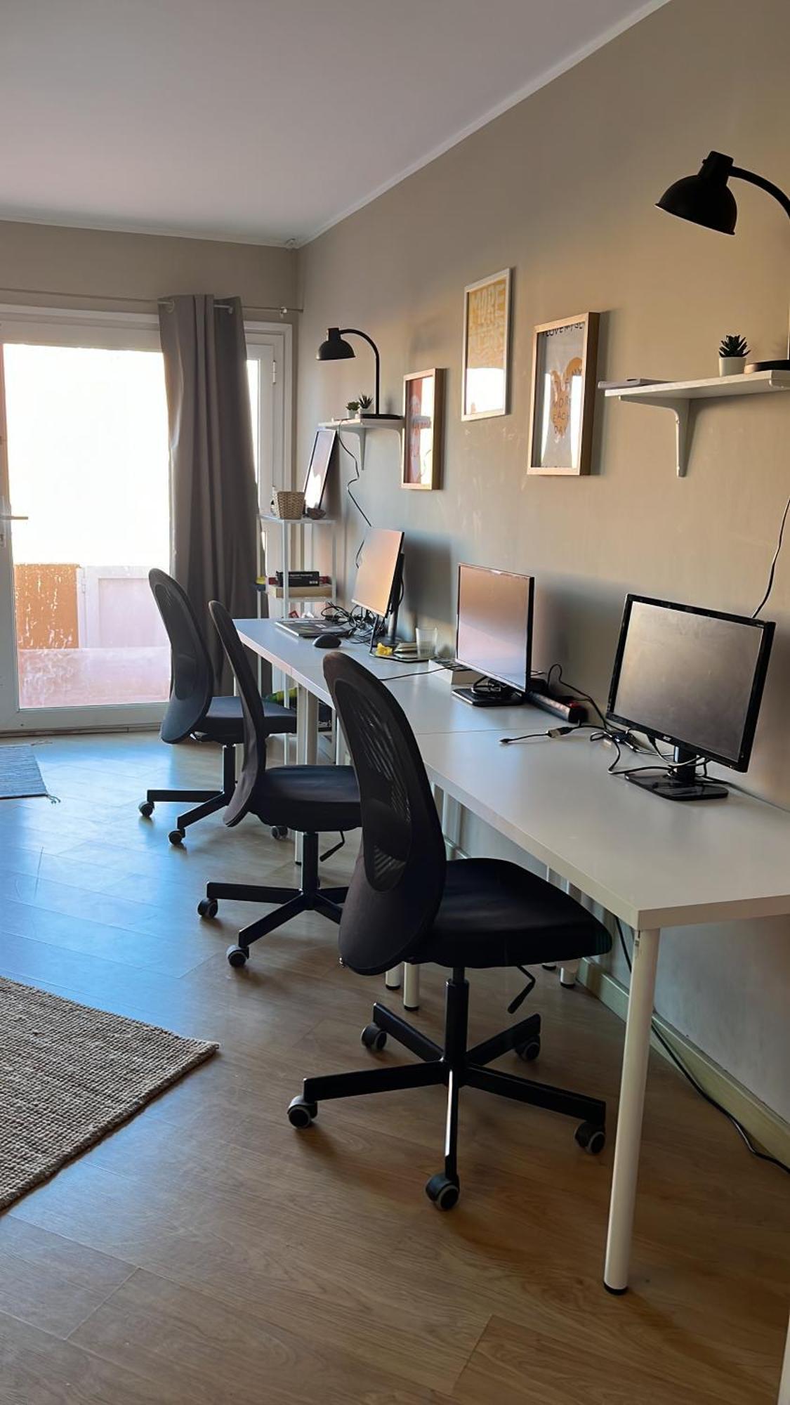 Guest house Banama Coliving & Coworking, Surf & Yoga - Casa Roja Corralejo