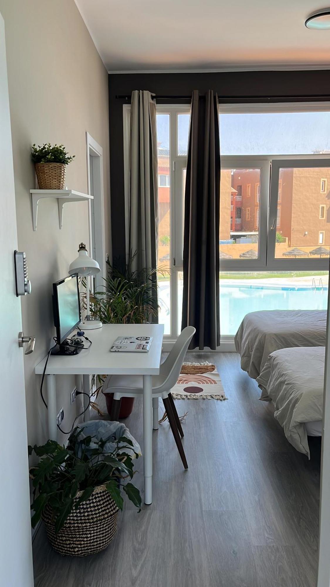 Banama Coliving & Coworking, Surf & Yoga - Casa Roja Guest house Corralejo