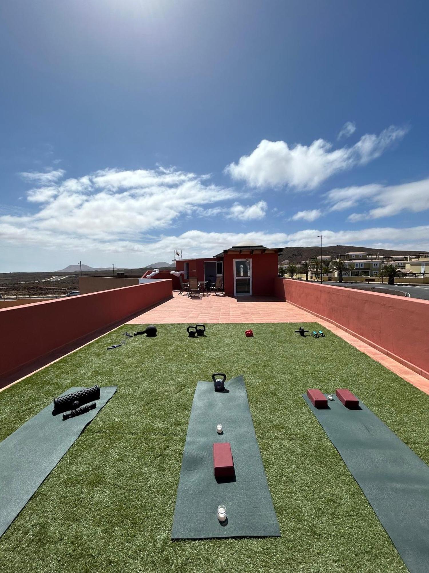 Banama Coliving & Coworking, Surf & Yoga - Casa Roja Corralejo