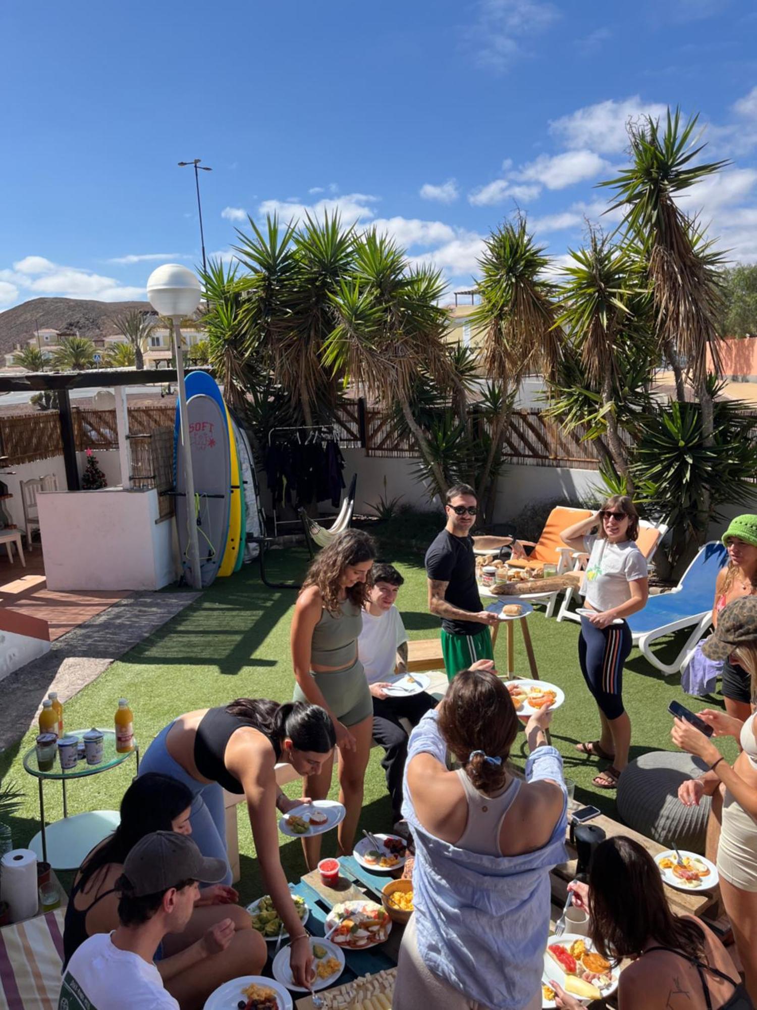 Banama Coliving & Coworking, Surf & Yoga - Casa Roja