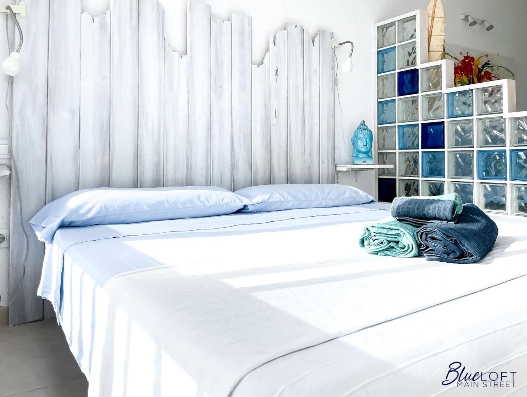 Blue Loft En Main Street By Rentalfue Apartment