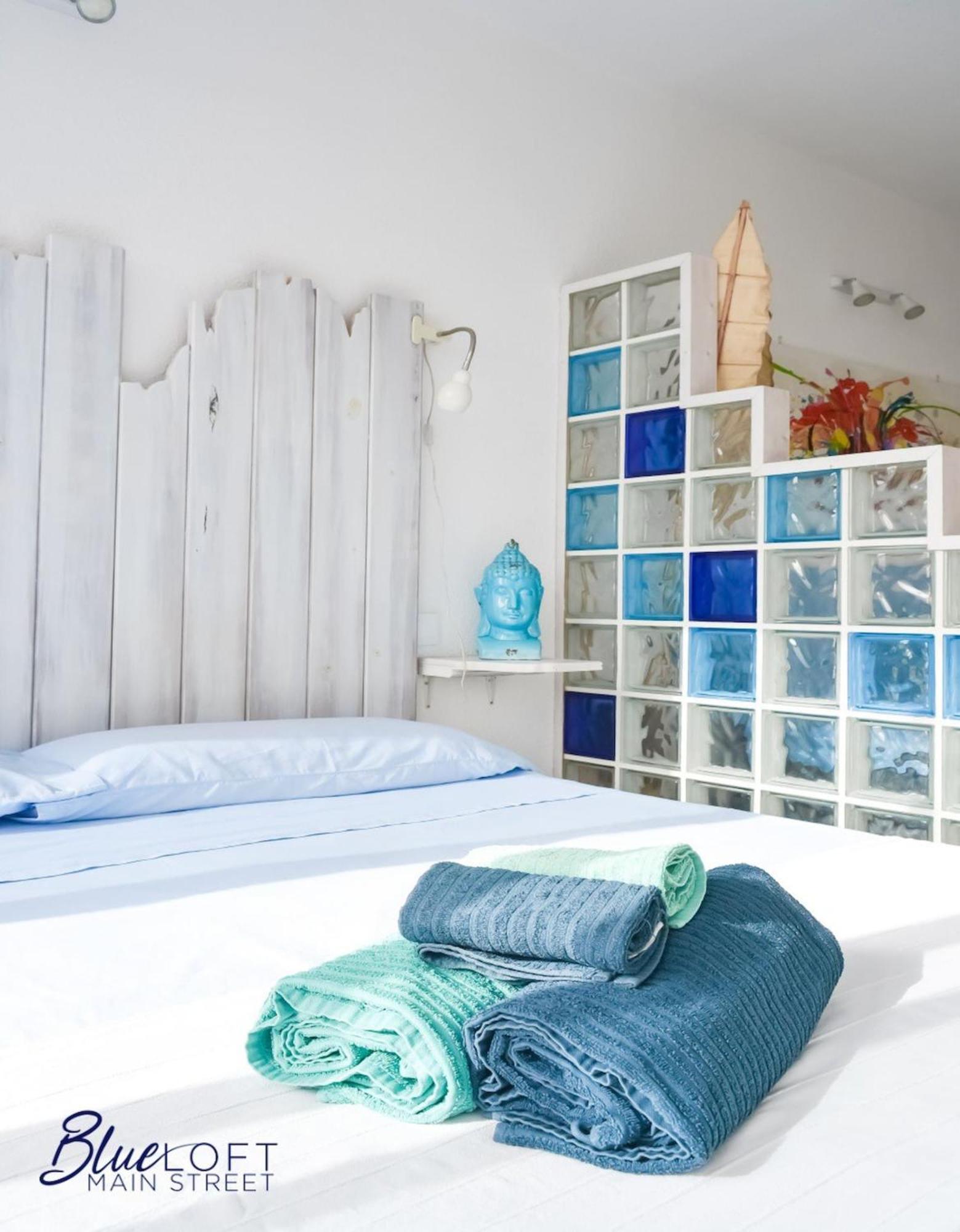 Blue Loft En Main Street By Rentalfue Apartment