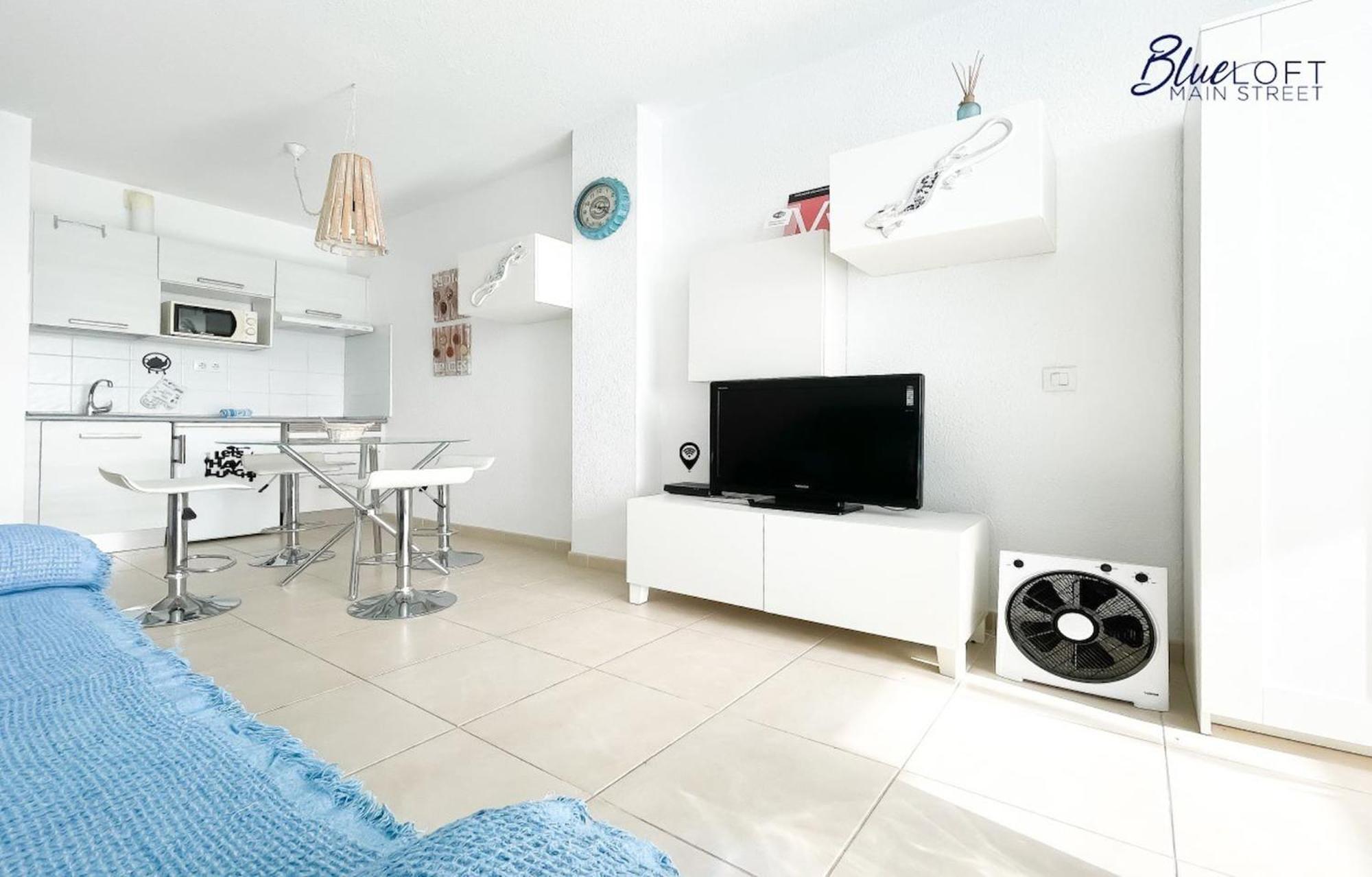Blue Loft En Main Street By Rentalfue Corralejo