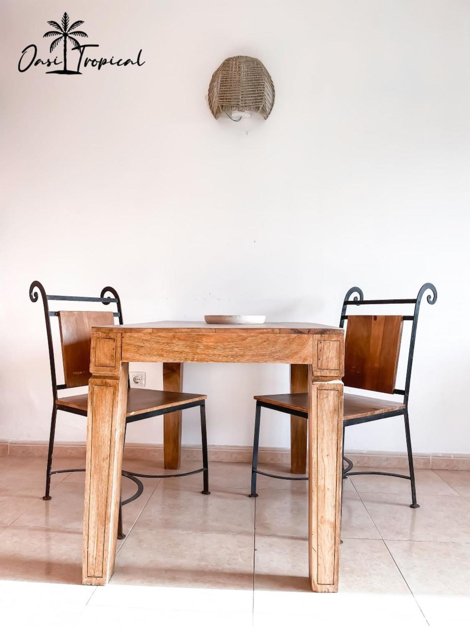 Oasi Tropical Wifi Free By Rentalfue Apartment