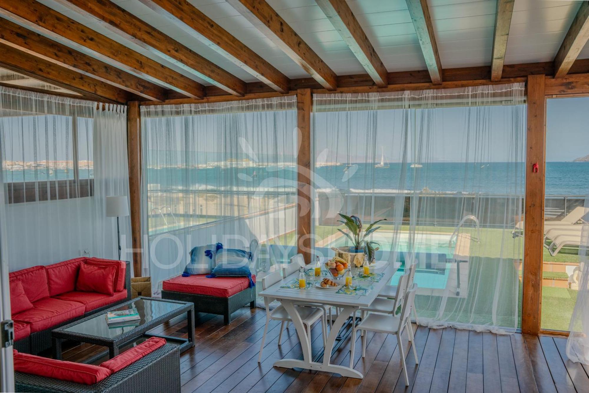 Oasis Beachfront By Holidays Pousada
