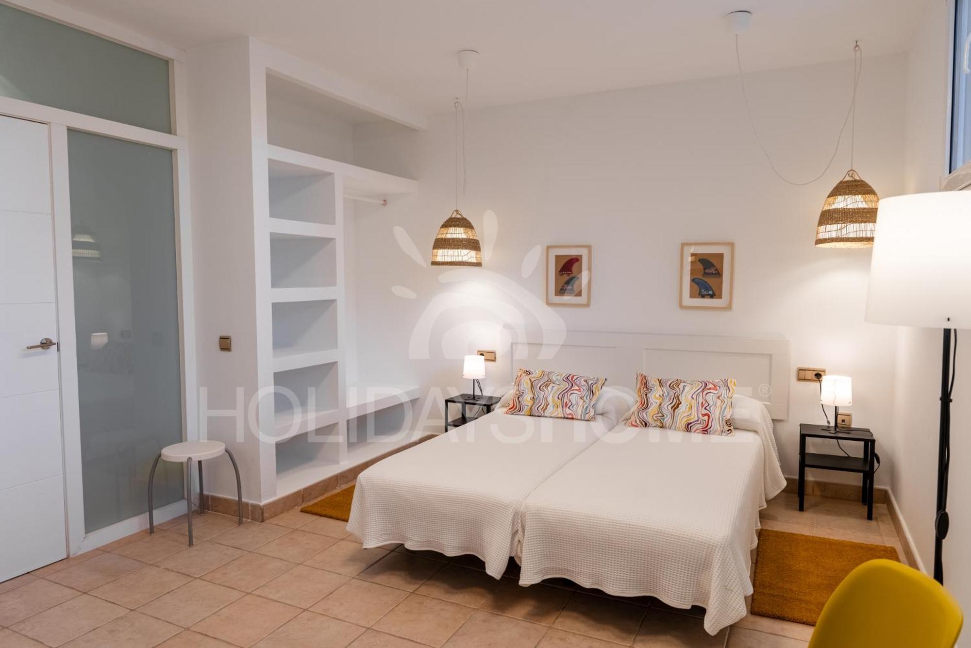 Oasis Beachfront By Holidays