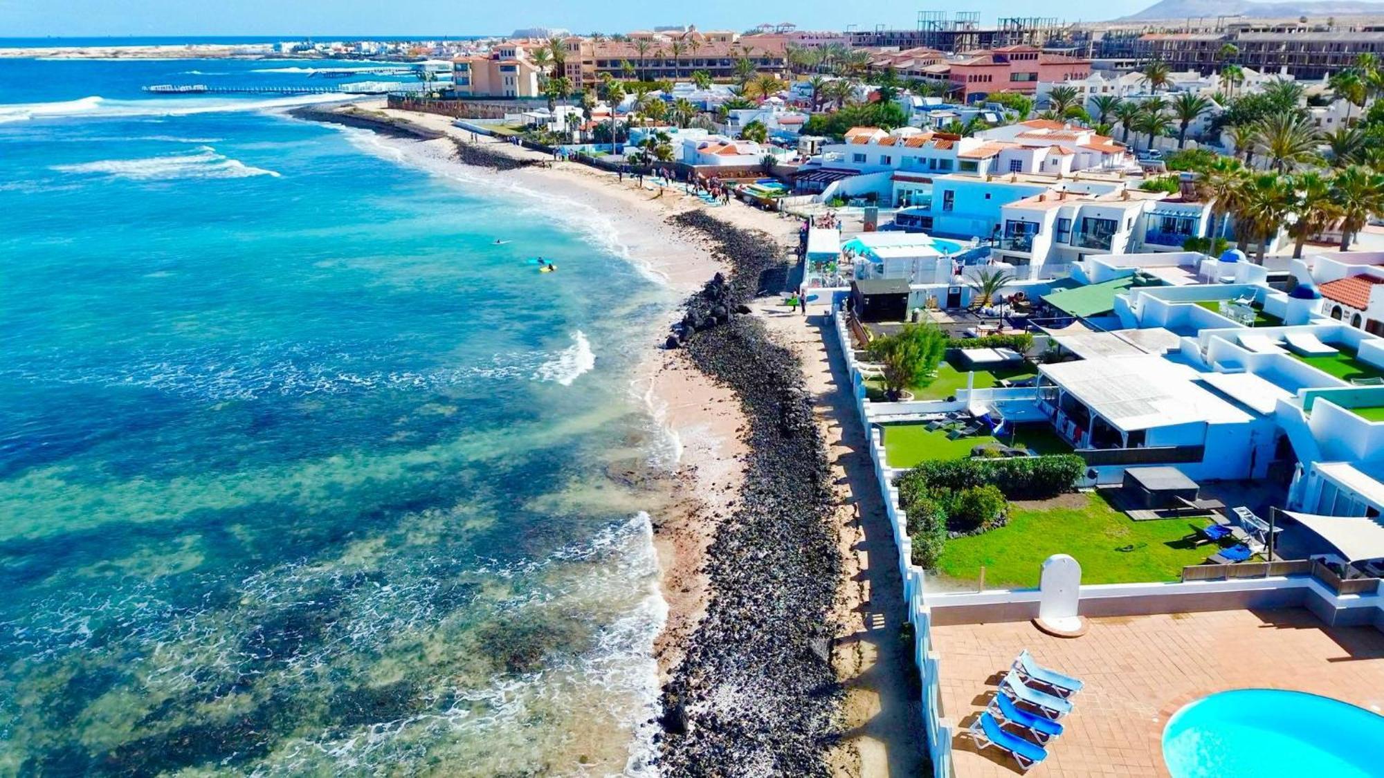 Casa Dalia, Frontbeach, Piscina, Holiday home