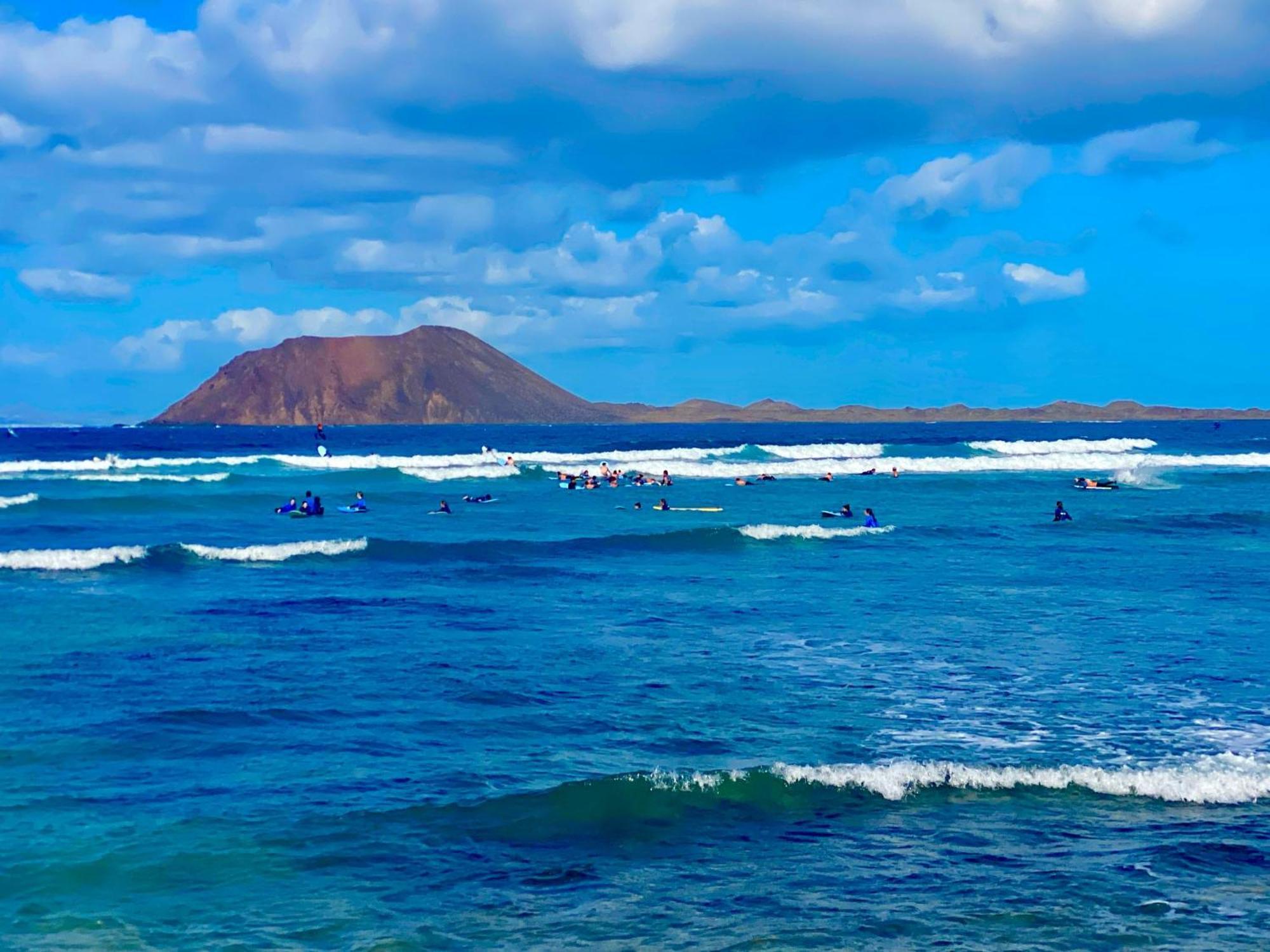 Holiday home Casa Dalia, Frontbeach, Piscina, Corralejo