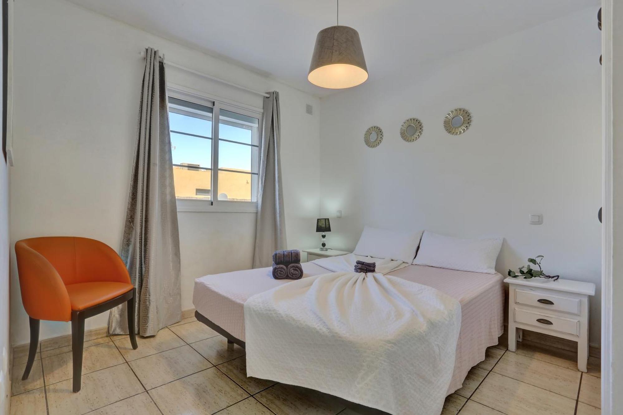 Residencia Lena Apartment *