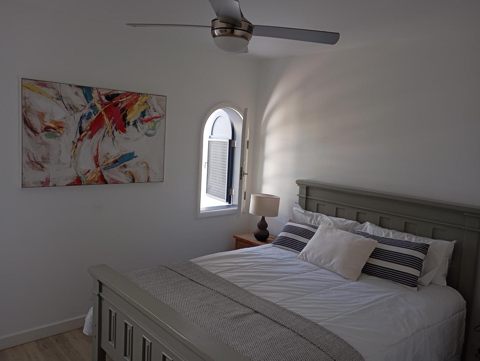 Holiday home Casa Dalia, Frontbeach, Piscina,