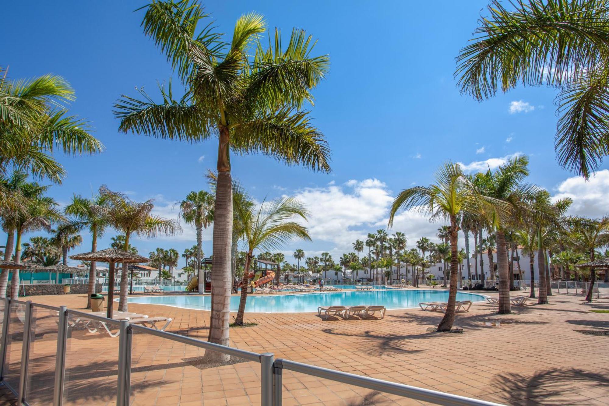 Oasis Duna-pistacho Dreams Pool