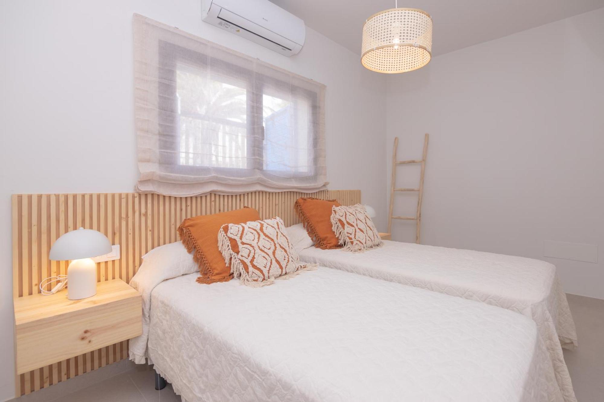 Villa Eden Beachfront By Holidays