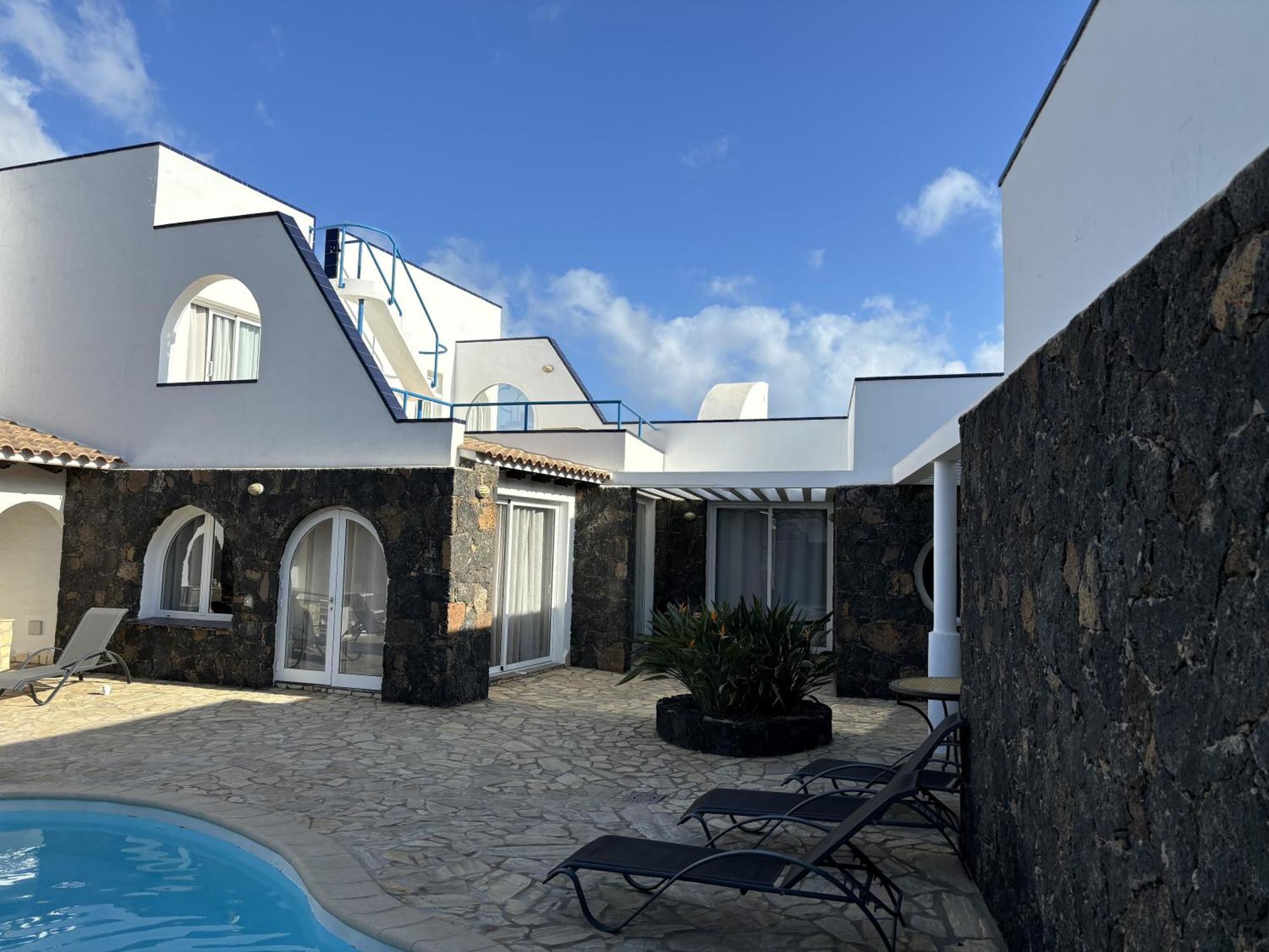 Villa Casa Noelani Xl Family Near & Center Corralejo