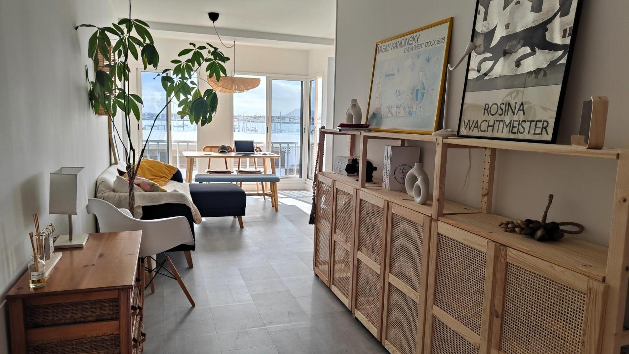 Apartment Arena Home, Chic & Sea View *