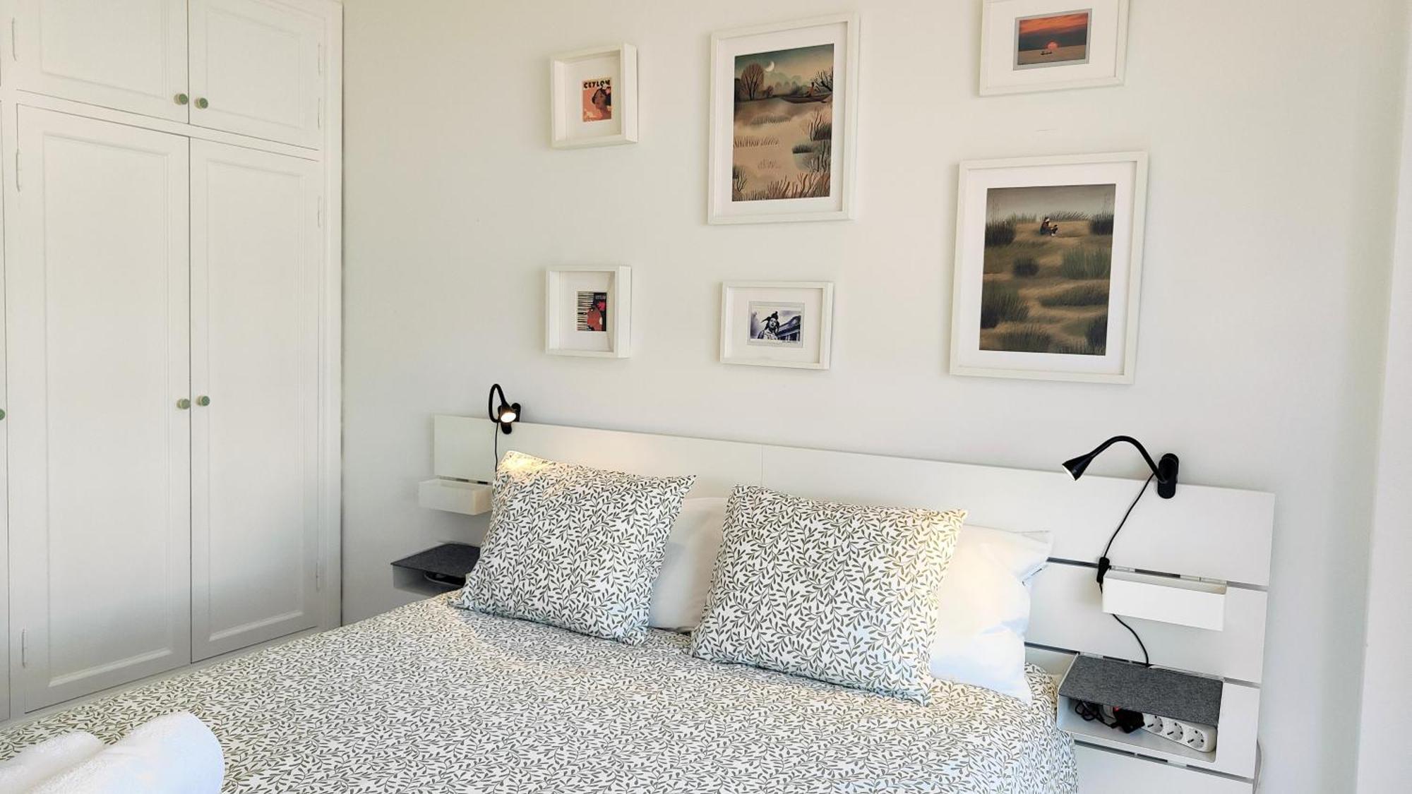Arena Home, Chic & Sea View