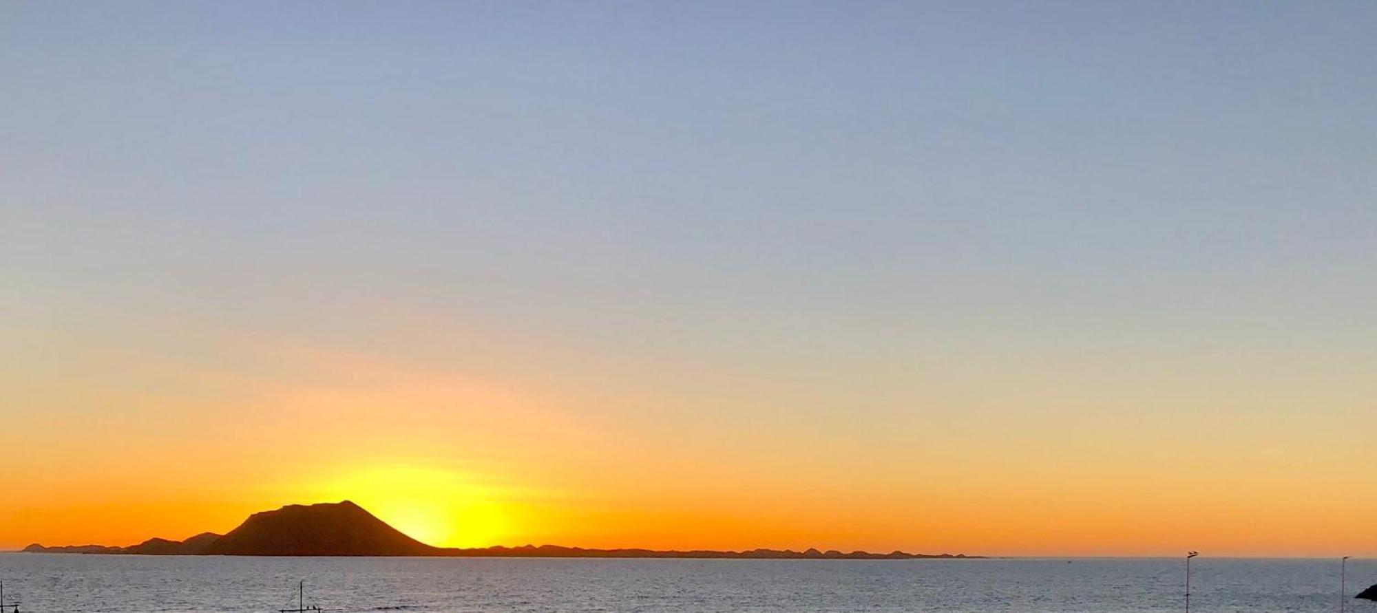 Arena Home, Chic & Sea View Corralejo