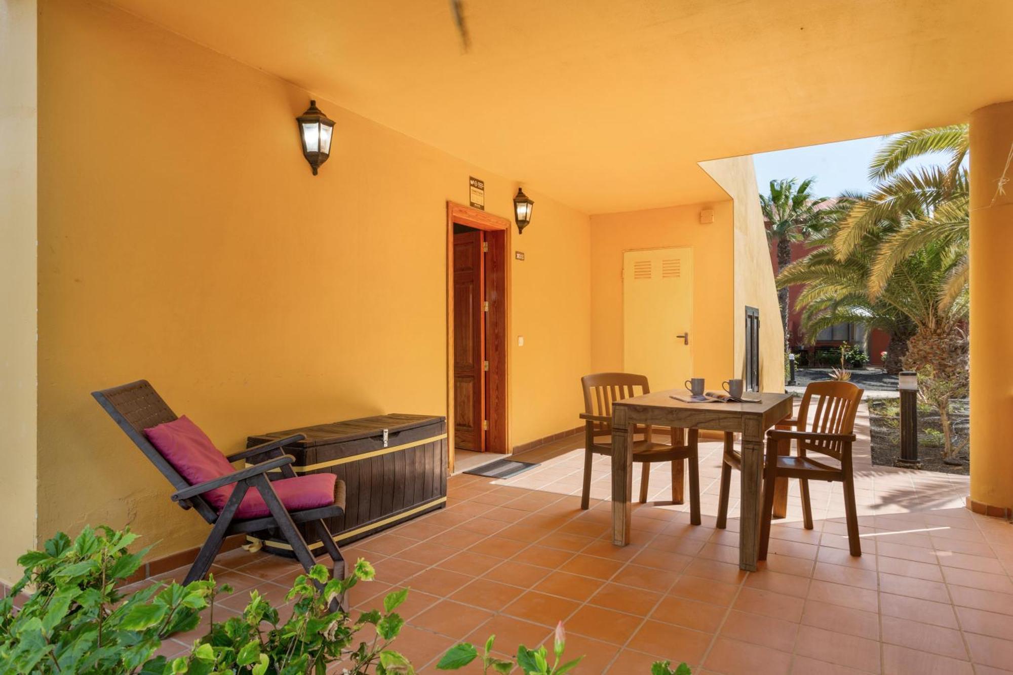 Oasis Bahia Fronte Piscine Apartment *