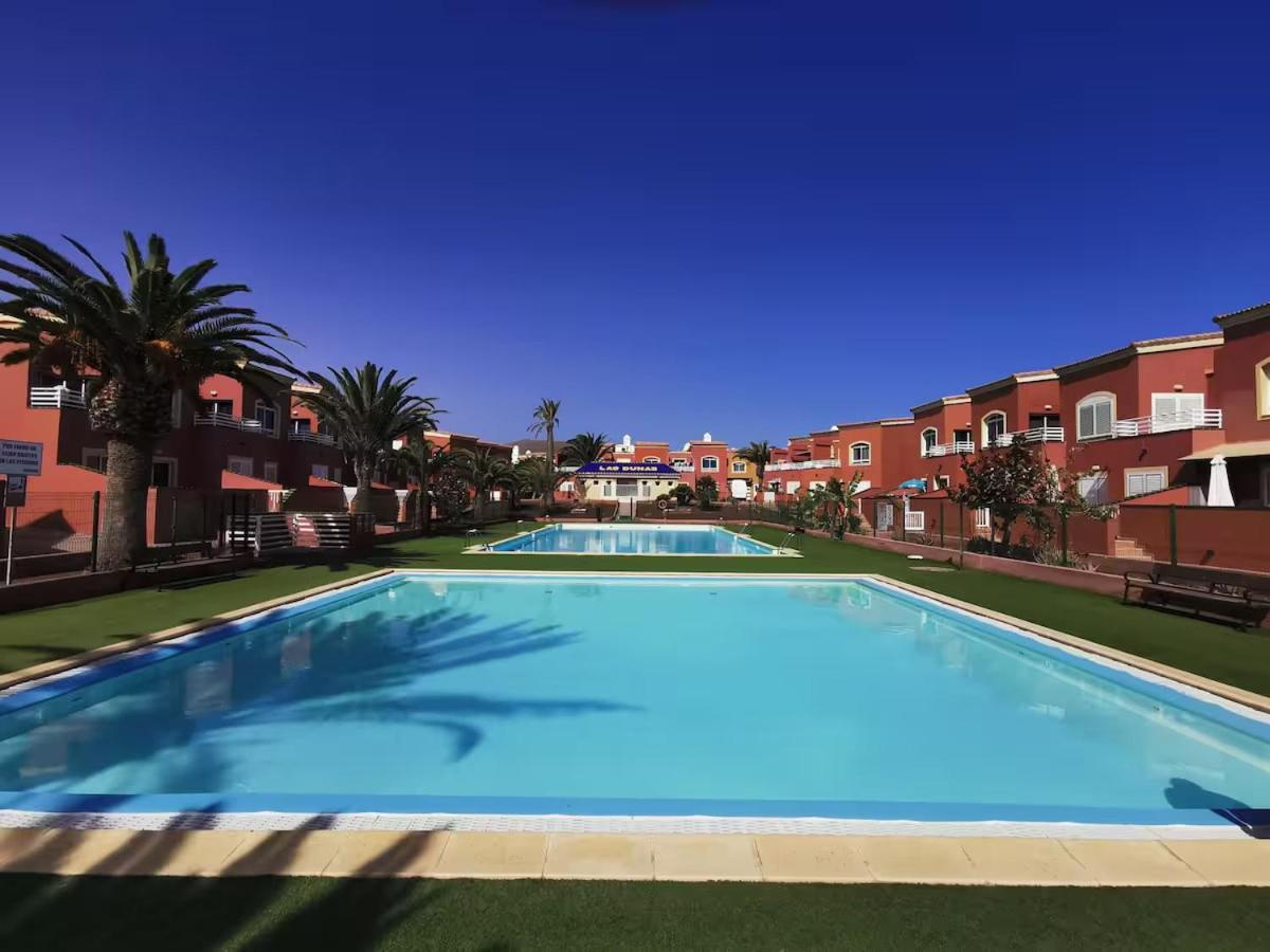 Holiday home Modern And Spacious 3 Bedroom House In *