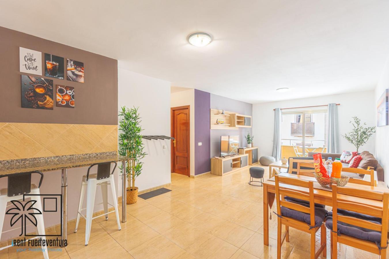 Bristol Shore Rooftop Pool And Sea View Apartment