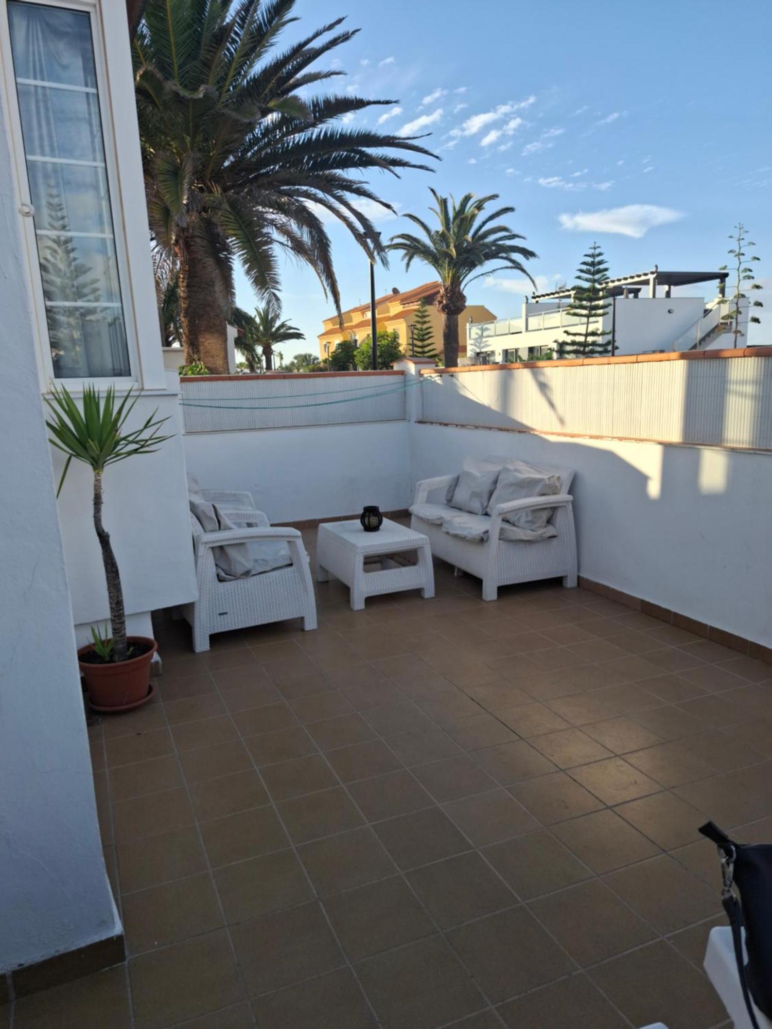 Olas Apartment