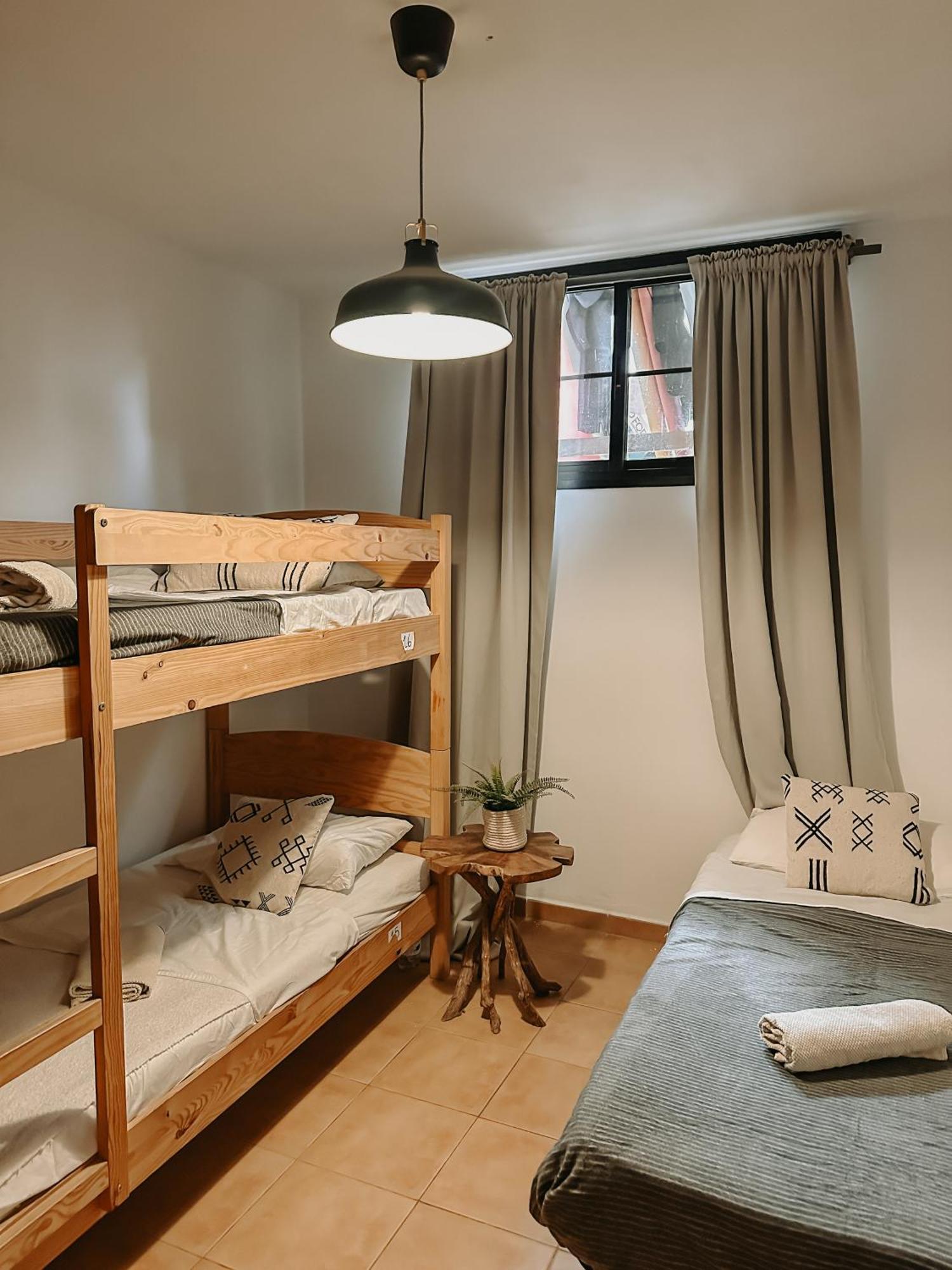 Hostal Surf&sleep Corralejo