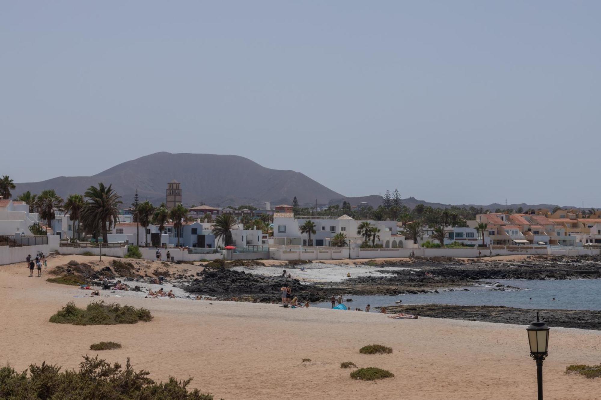 Poris 2 Beachfront Corralejo By Holidays Home