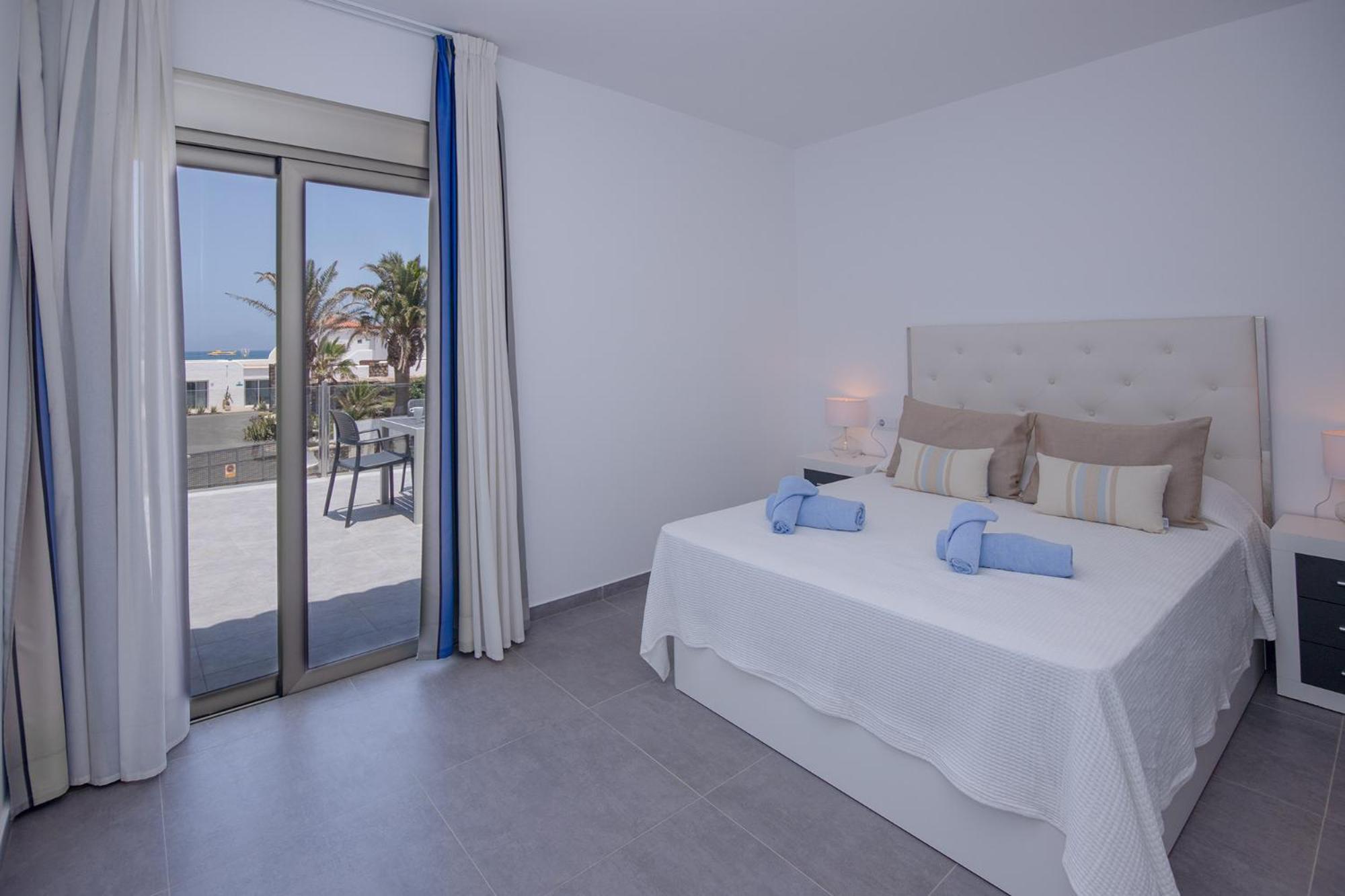 Poris 2 Beachfront Corralejo By Holidays Home *