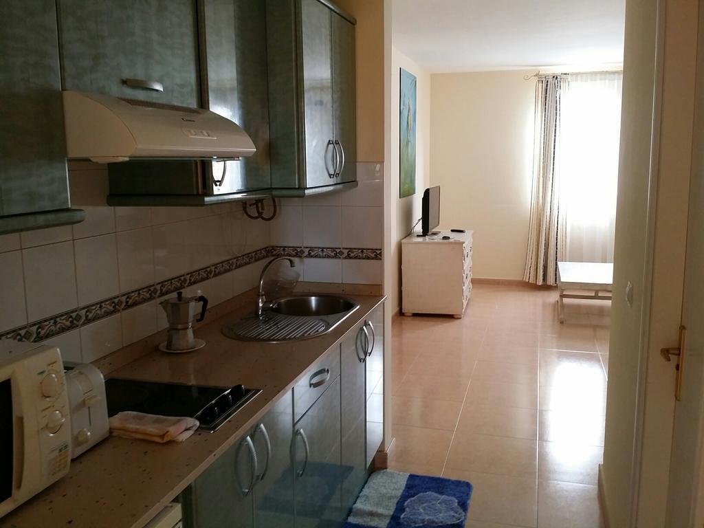 Pedro Y Guy Vandaele Apartment