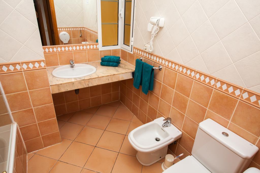 Maxorata Aparthotel 3*
