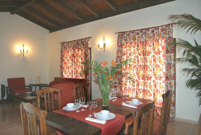 Villa House Oasis *