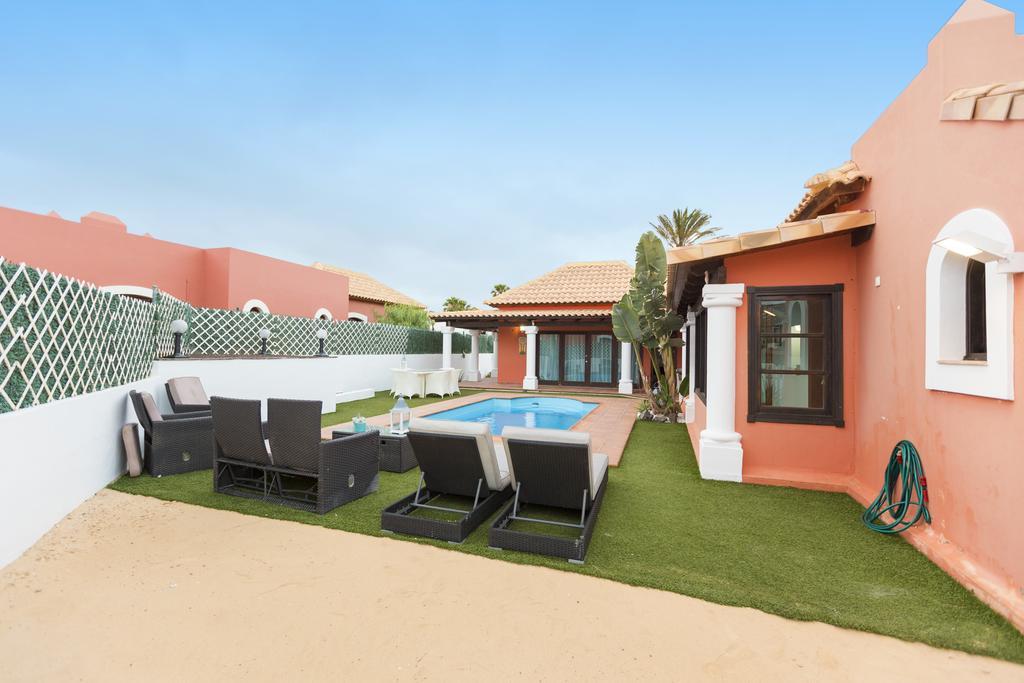 Villa Corralejo Beach Villa *