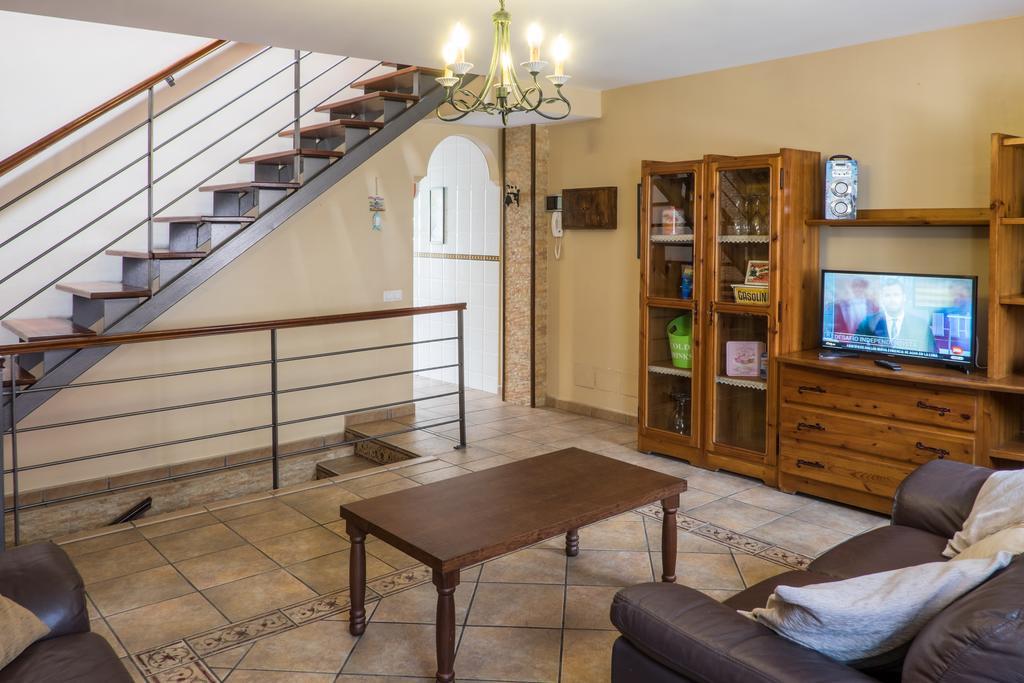 Amazing Duplex 3 Bedrooms Good Wifi With Terrace & Bbq * Corralejo