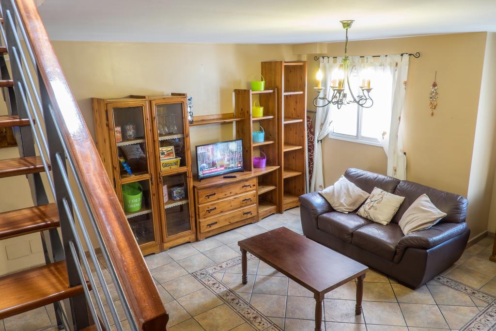 Amazing Duplex 3 Bedrooms Good Wifi With Terrace & Bbq