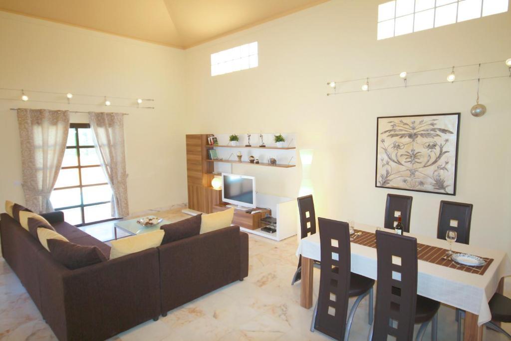 Holiday Vista Villa