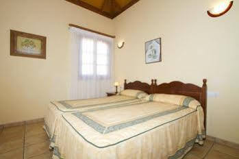 Brisas Del Mar Apartment