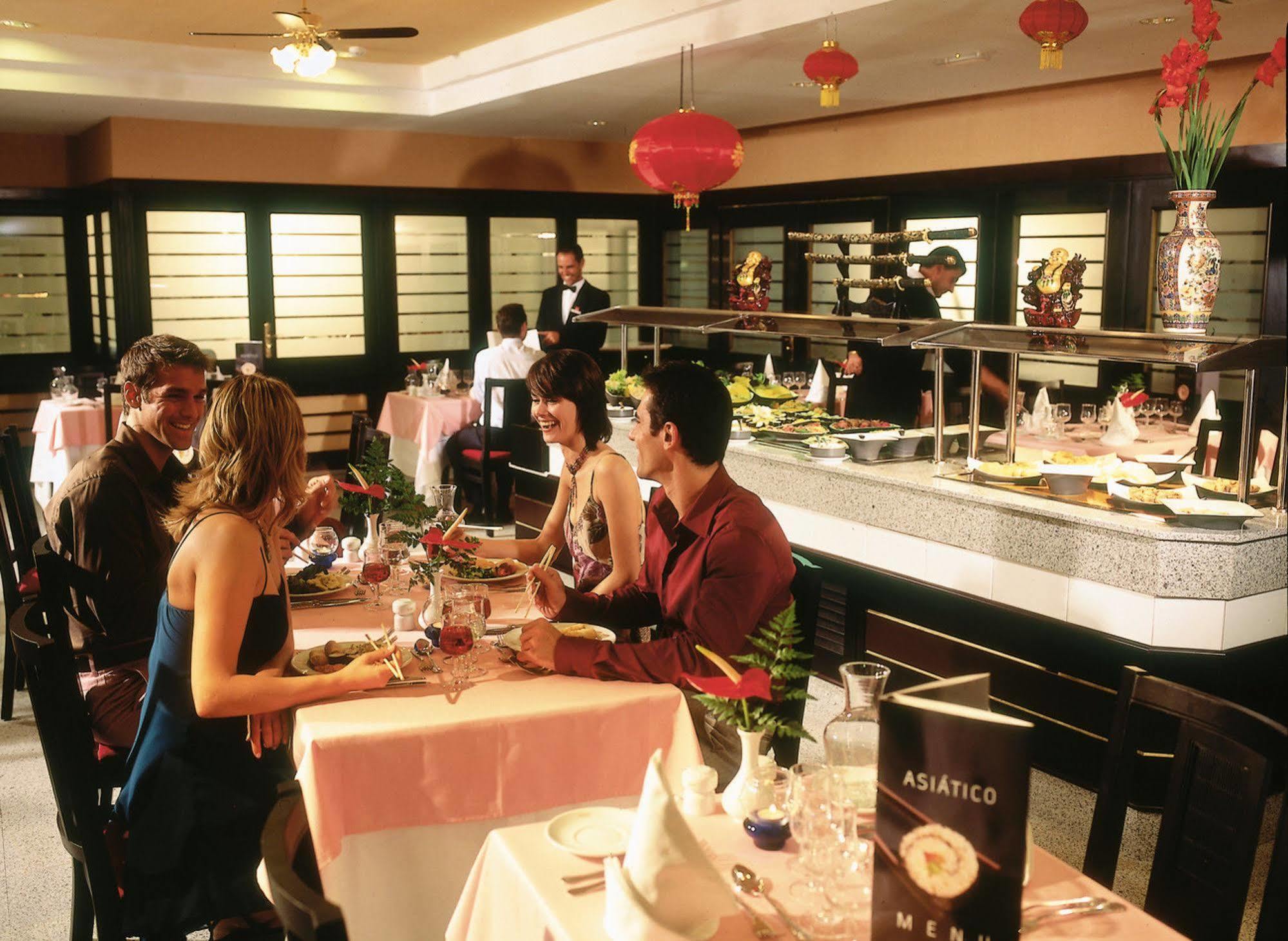 Riu Oliva Hotel