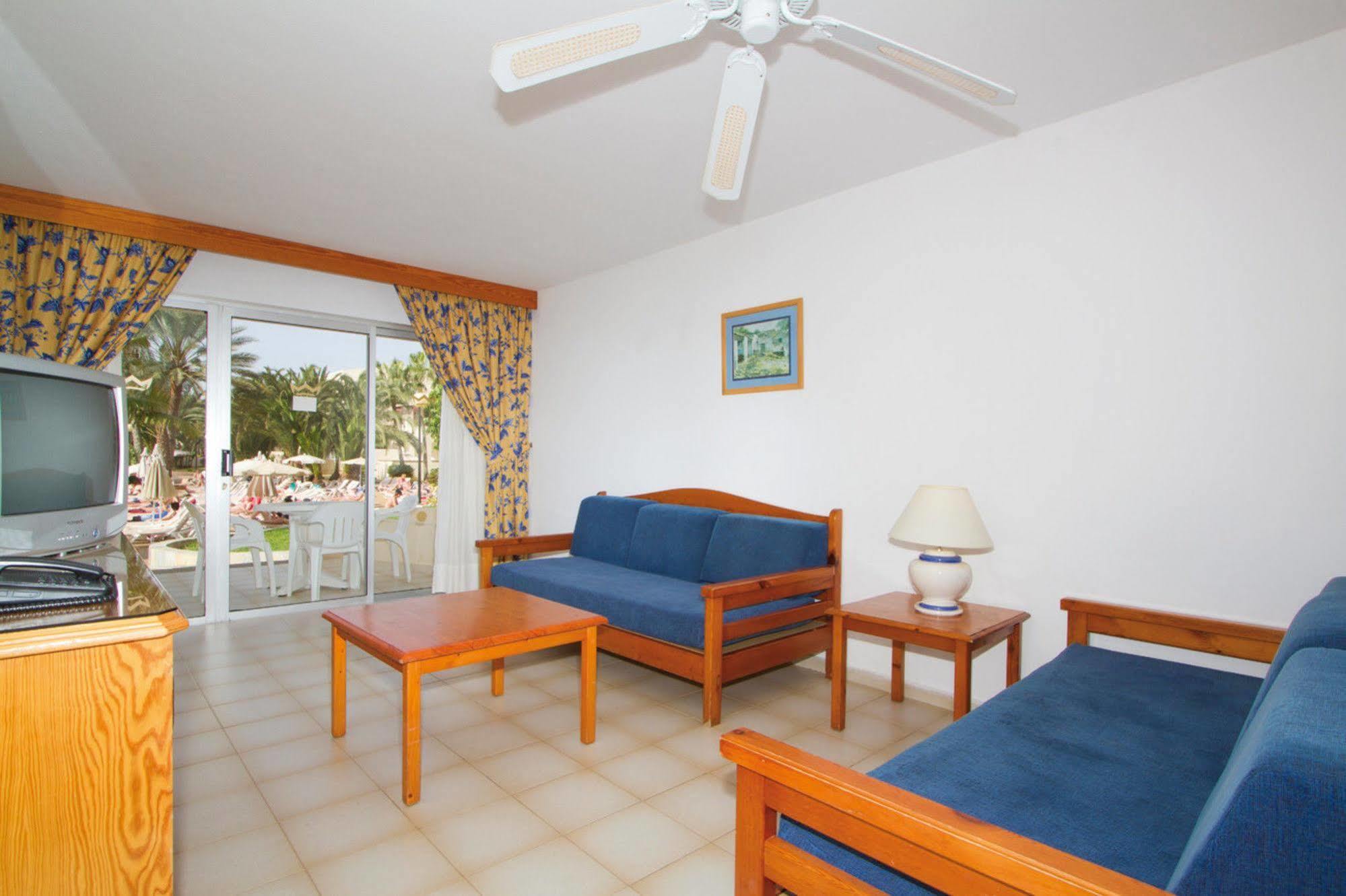 Riu Oliva Hotel