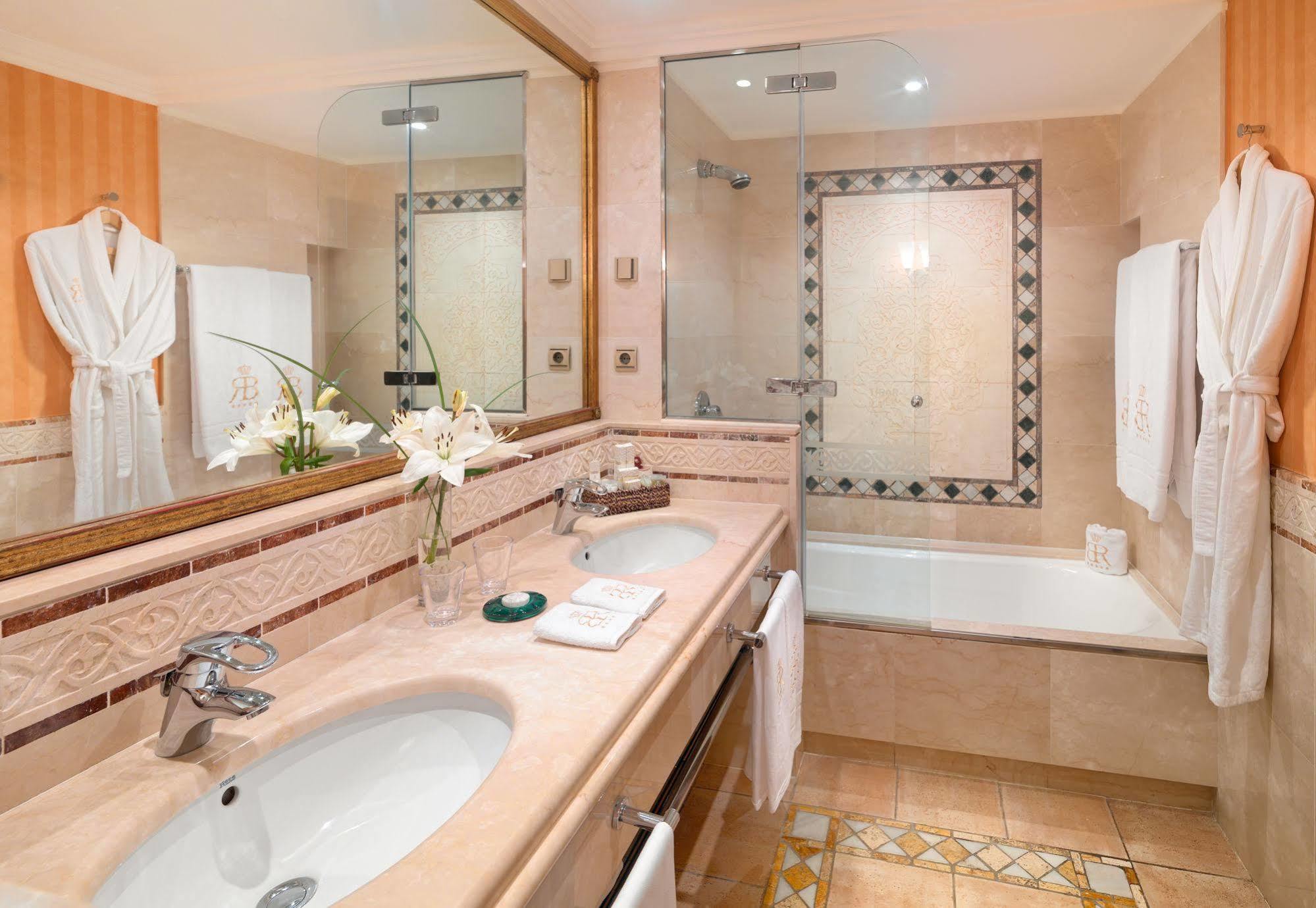 Hotel Secrets Bahia Real & - Adults Only Corralejo