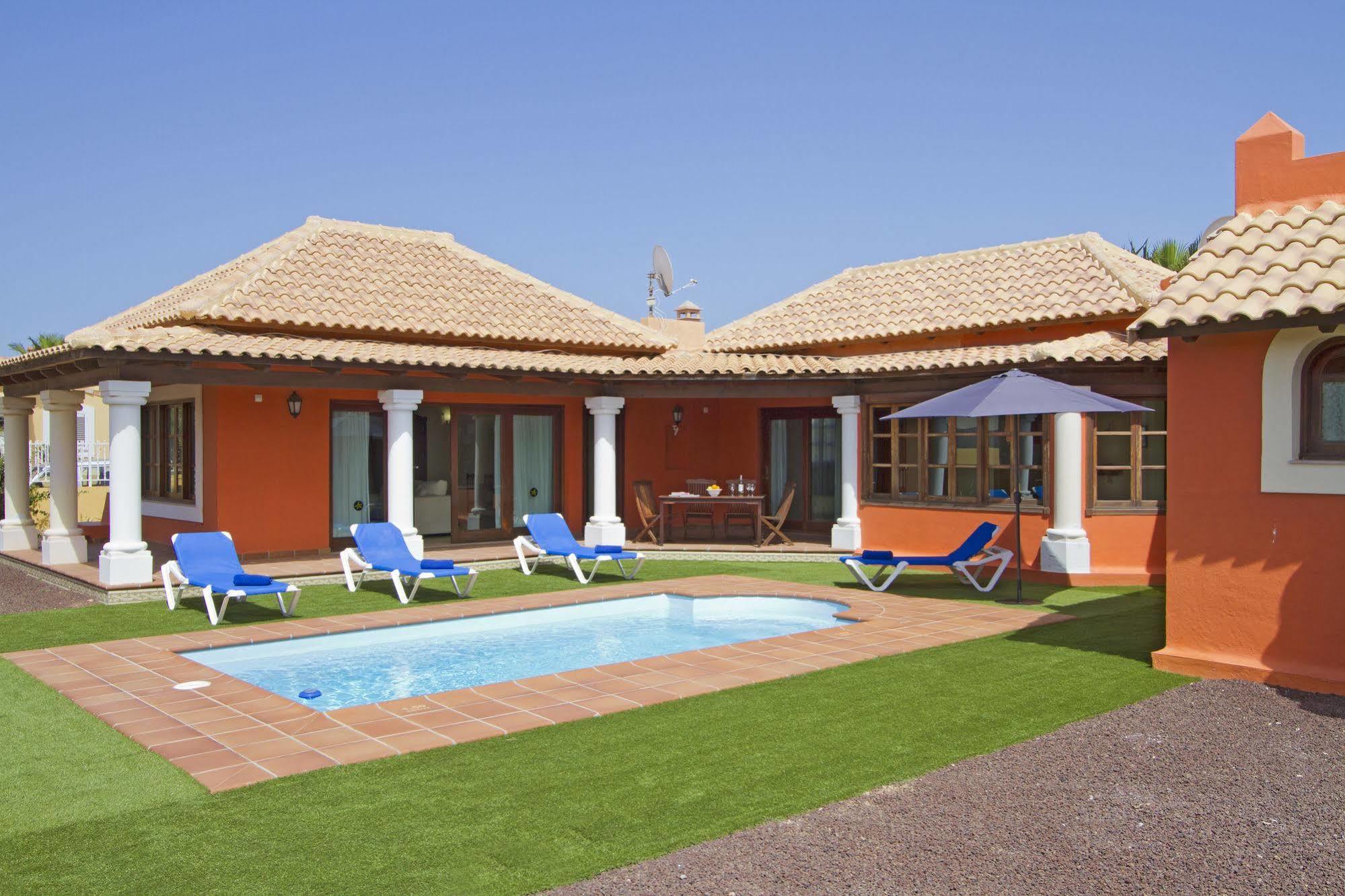 Brisas Del Mar *