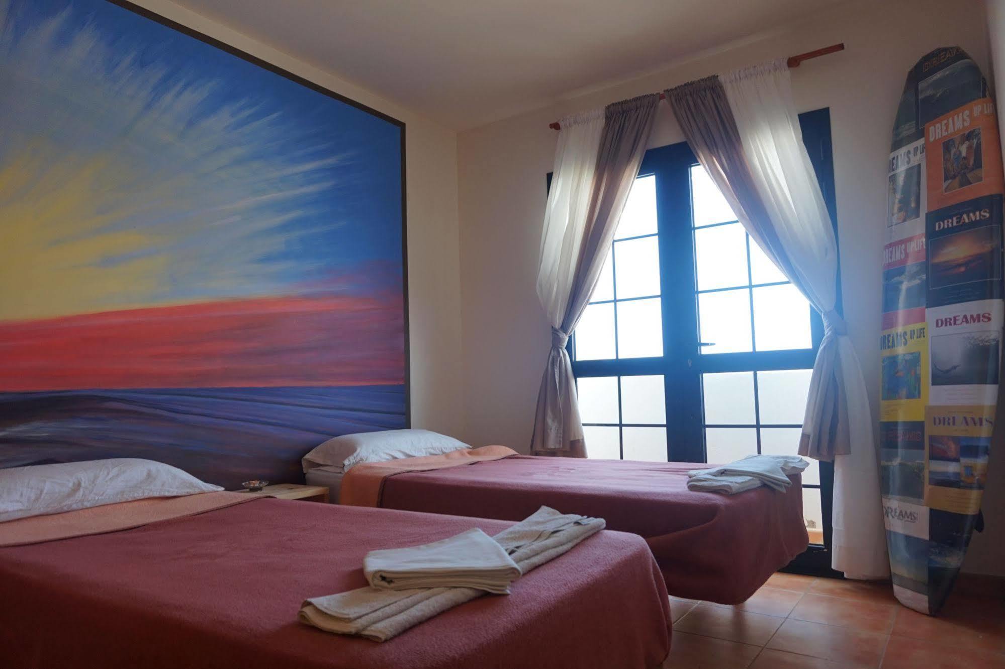 Guest house Surf Riders Fuerteventura 2*