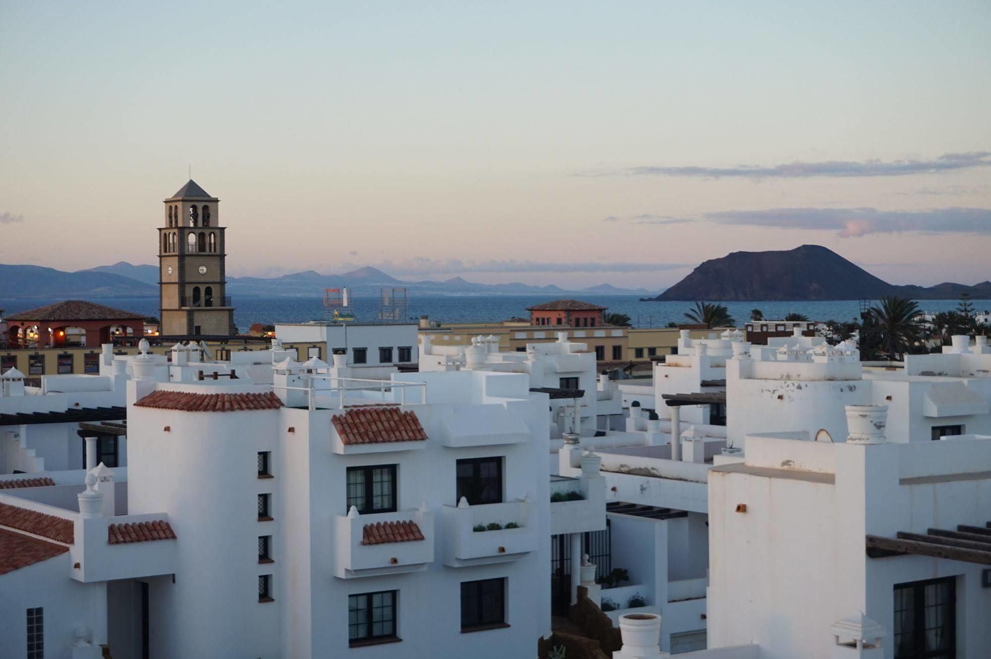 Surf Riders Fuerteventura Guest house 2*