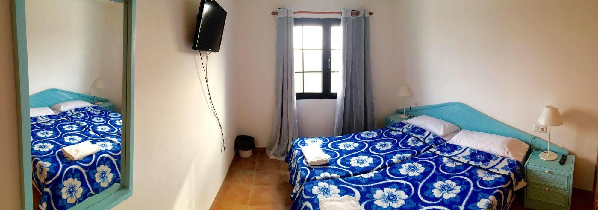 Surf Riders Fuerteventura Guest house