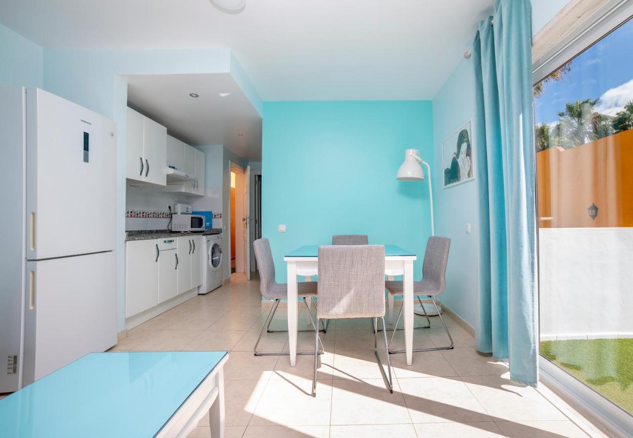Lightbooking Oasis Royal F311 * Corralejo