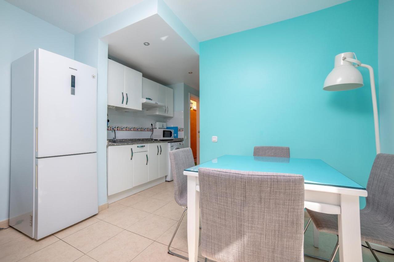 Lightbooking Oasis Royal F311 * Corralejo
