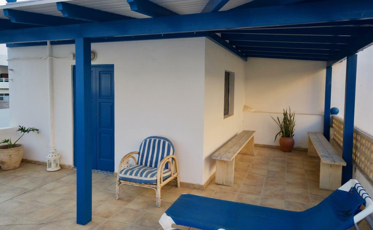 Sol Y Mar Surf Camp Albergue Corralejo