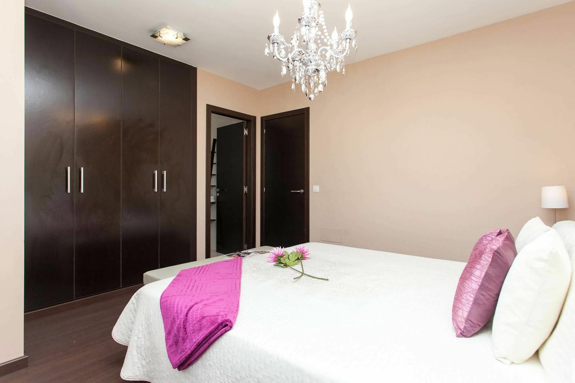 Villa Golden Park By Vacanzy Collection Villa *