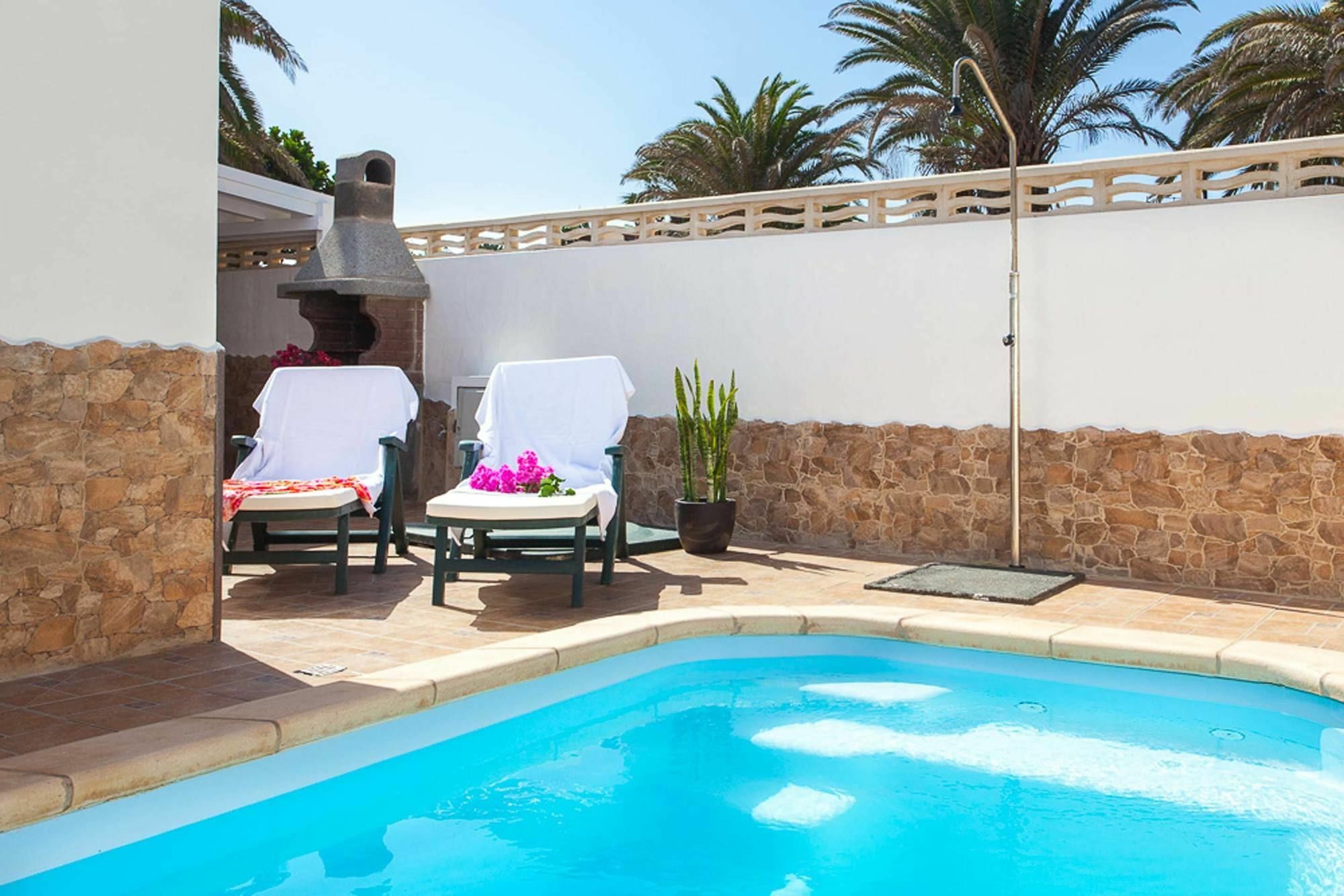 Villa Neptuno Villa *