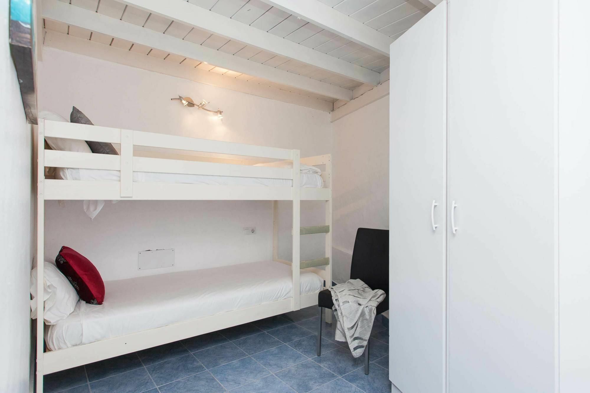 Centrica Apartment *