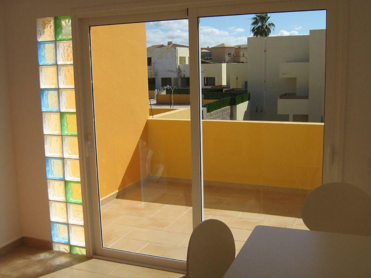 Los Delfines Apartment *